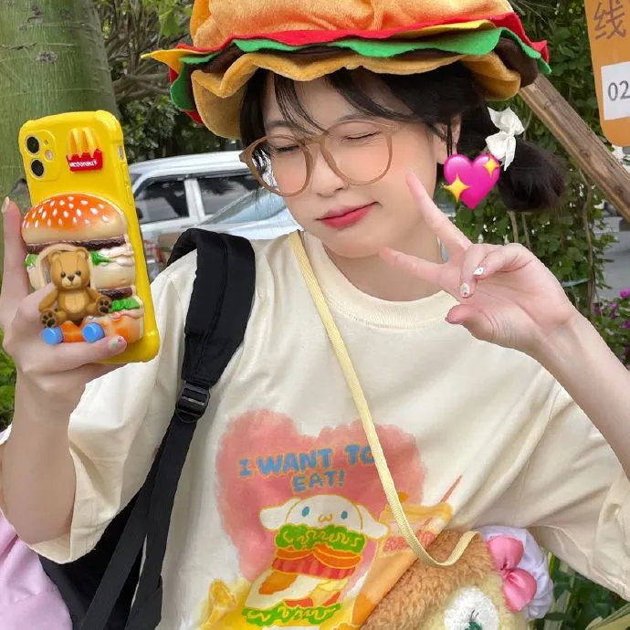 冰属性男子与酷酷女同事